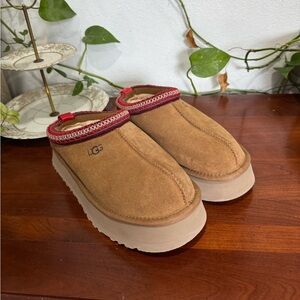 Ugg Tasman size 10